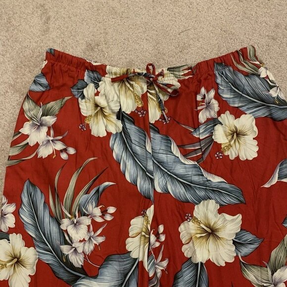 Silhouettes. Size 1X. Aloha Rayon Cruise Floral Pants. Elastic Waist. B88. - Picture 2 of 4